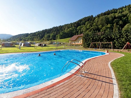 Roompot Camping Bella Austria Holiday Park swimming pool