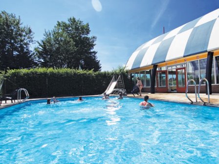 Swimming pool at Eurocamp Koningshof Campsite