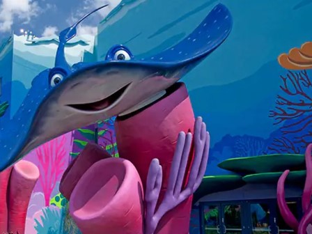 Disney’s Art of Animation Resort finding nemo statue