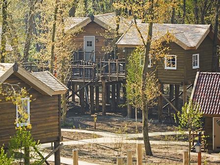 Themed treehouse rooms at Efteling Loonsche Land Hotel