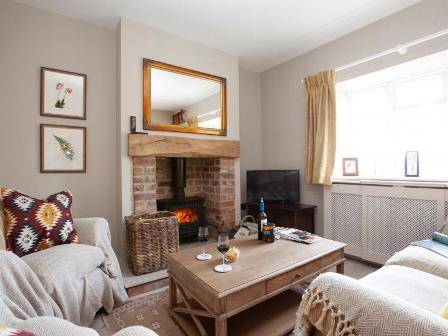 Yorkshire self catering cottage with hot tub