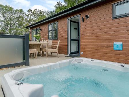 Hot tub at Norfolk Woods Resort and Spa