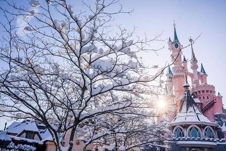 Snow at Disneyland Paris