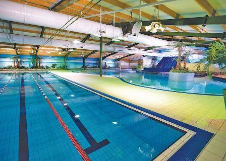 Oasis swimming pool at Bunn Leisure West Sands